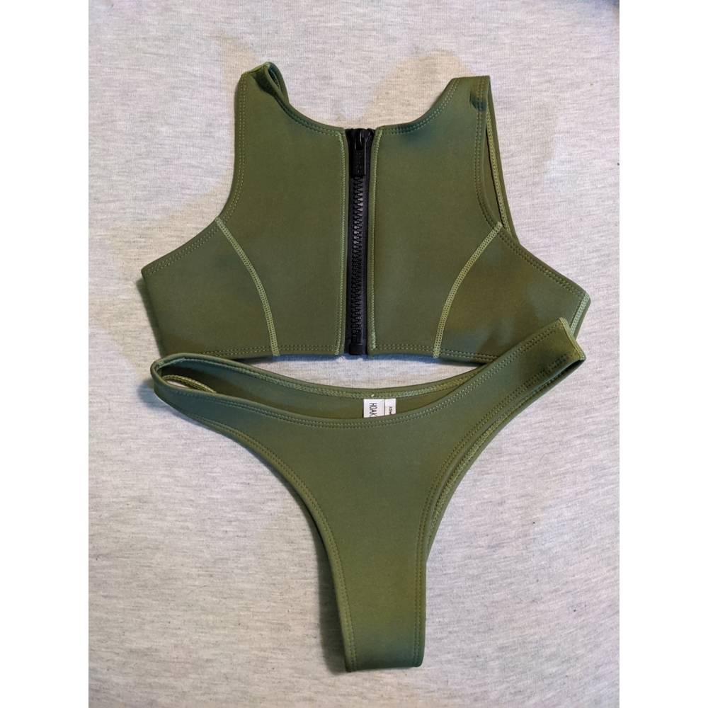 Hoaka Ellie Green Zip Set